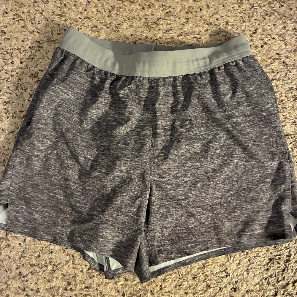 Men’s all in motion gray shorts, size medium